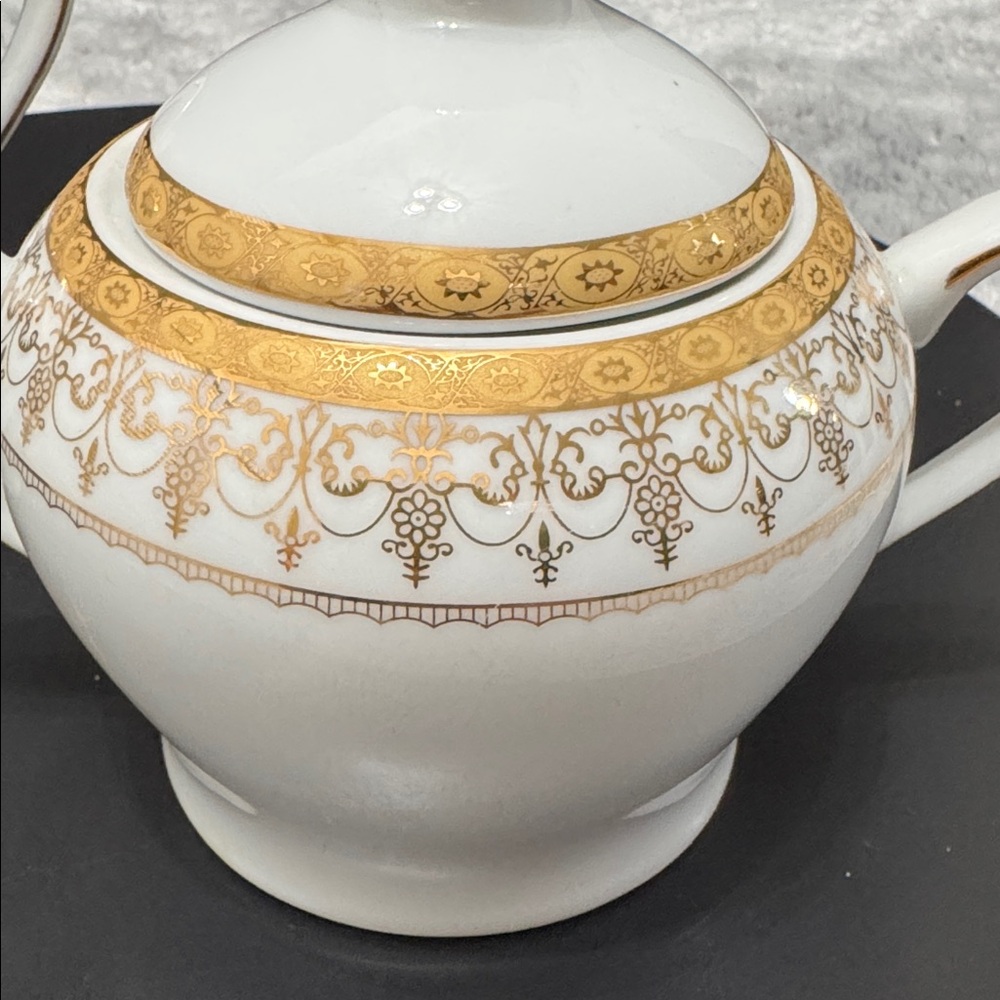 Royal Vienna RVG1 China Sugar Bowl W/Lid Creamer Gold Band Scroll‎ Trim Set of 2 - Picture 12 of 16